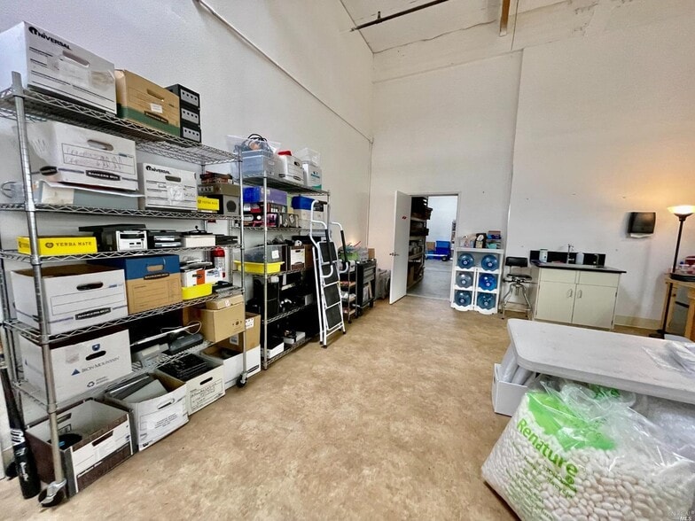 More Photos Of 1130 Industrial Ave, Petaluma Light Manufacturing For Sale