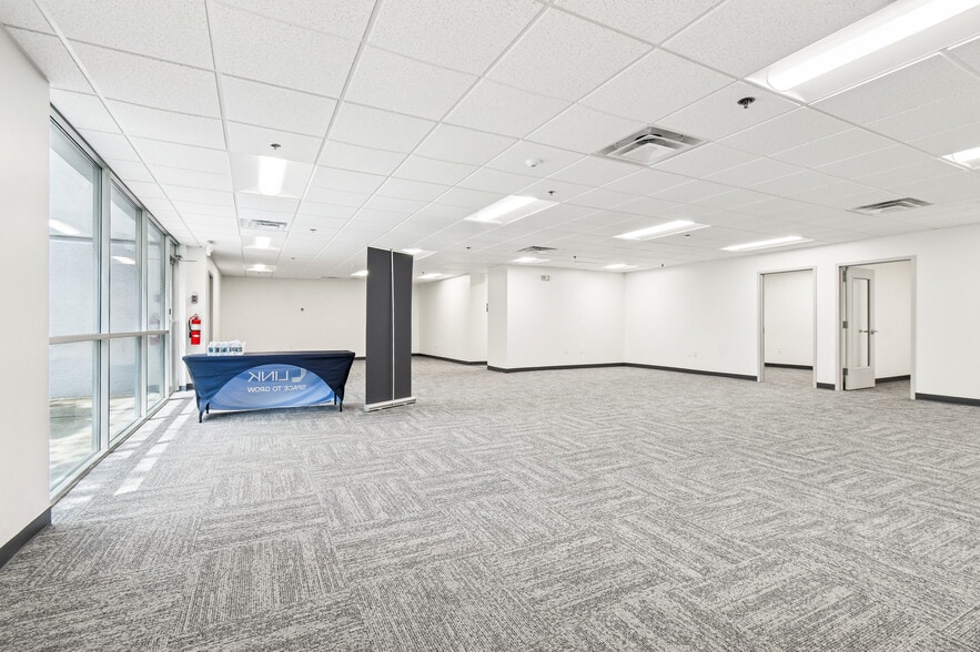 More Photos Of 810 Oregon Ave, Linthicum Unknown For Lease