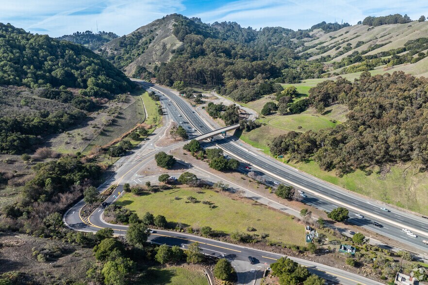 More Photos Of 1 Wilder Rd, Orinda Land For Sale