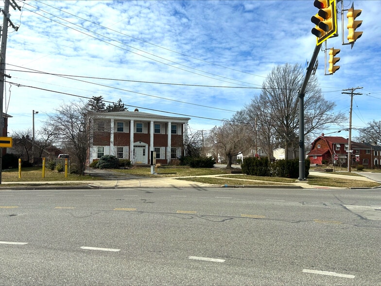 More Photos Of 15501 Munn Rd, Cleveland Office For Lease