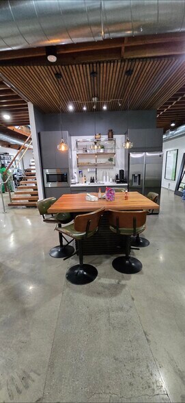 More Photos Of 5055 Exposition Blvd, Los Angeles Loft Creative Space For Lease