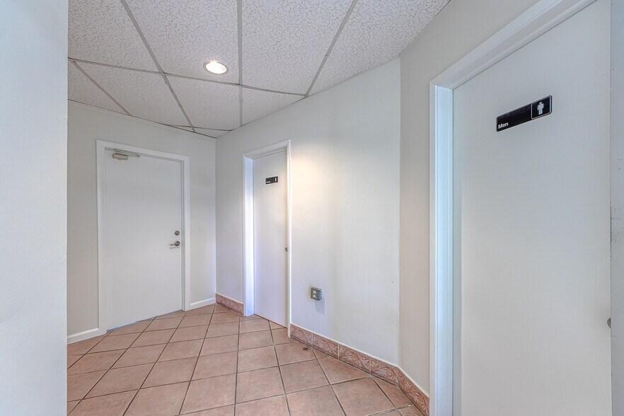 More Photos Of 2769-2777 E Atlantic Blvd, Pompano Beach Storefront Retail Office For Lease