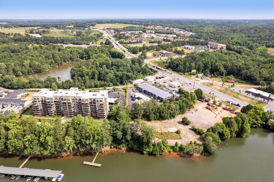 More Photos Of 4403 Clemson Blvd, Anderson Land For Lease