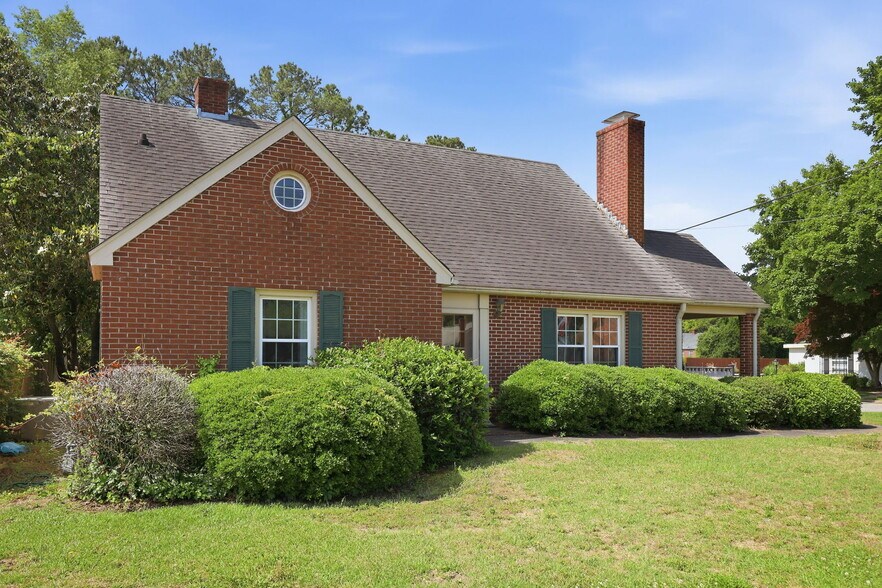 More Photos Of 1008 W Vernon Ave, Kinston Office For Sale