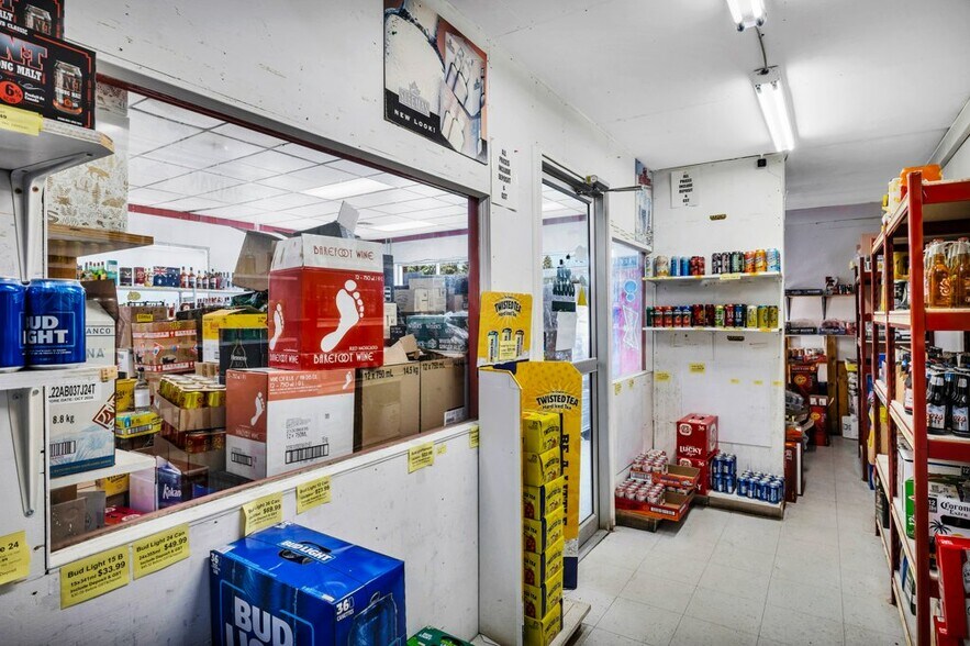 More Photos Of 20 McLeod Ave, Spruce Grove Storefront Retail Office For Sale