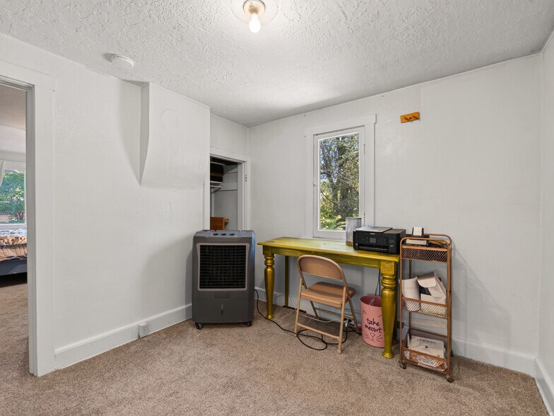 More Photos Of 457 E 100 S, Provo Apartments For Sale