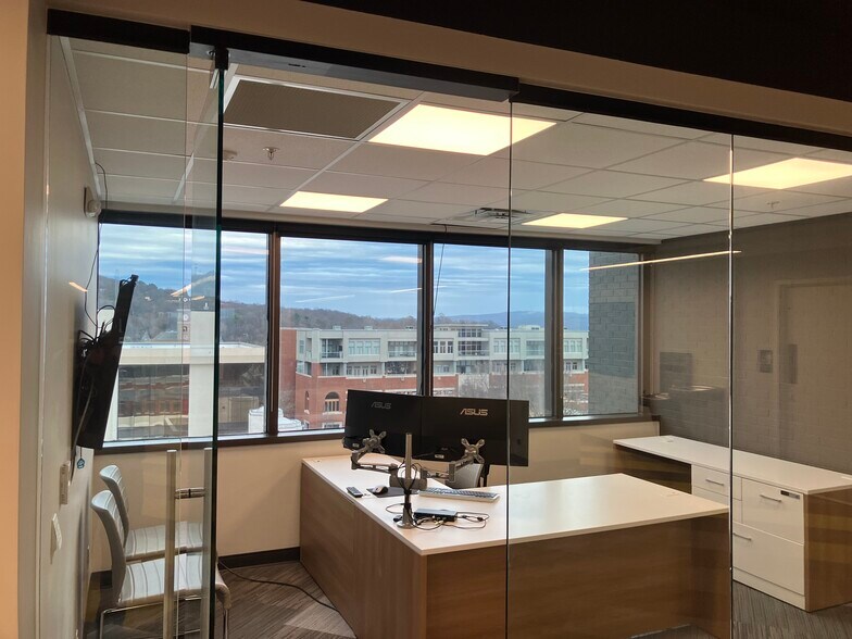 More Photos Of 112 W Center St, Fayetteville Office For Sale