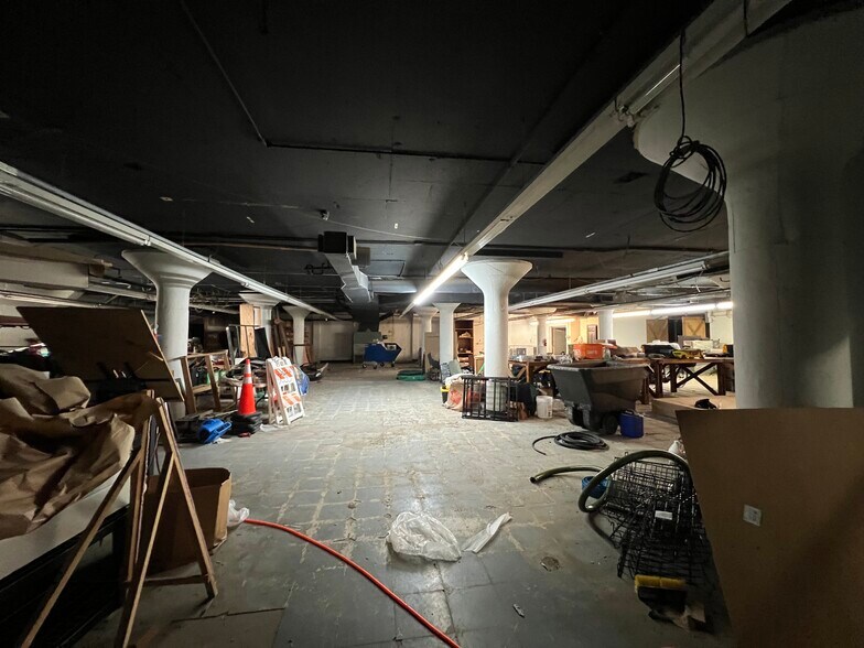 More Photos Of 777 S Main St, Memphis Warehouse For Sale