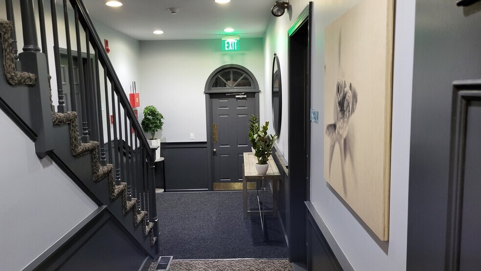 More Photos Of 260 Boston Post Rd, Wayland Office For Lease