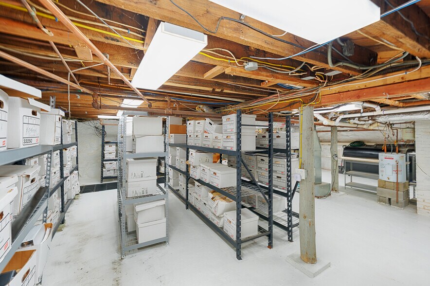 More Photos Of 105 Gleneida Ave, Carmel Office For Sale