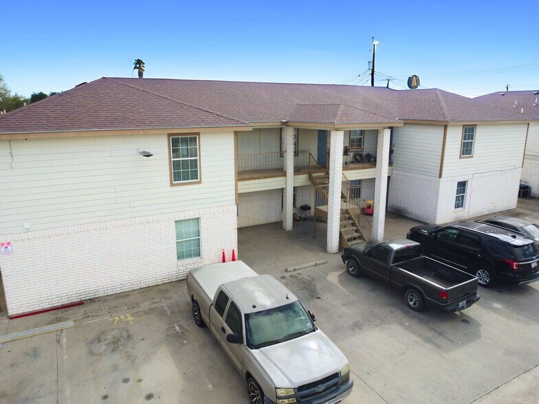 More Photos Of 5007 US Highway 83, Rio Grande City Apartments For Sale