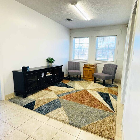 More Photos Of 7115 Newport Hwy, Greeneville Showroom For Sale