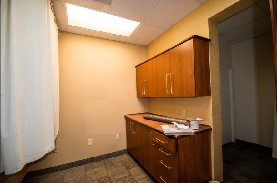 More Photos Of 4431 S Eastern Ave, Las Vegas Medical For Lease