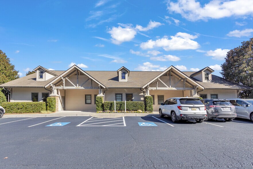 More Photos Of 4246 Washington Rd, Evans Storefront For Sale