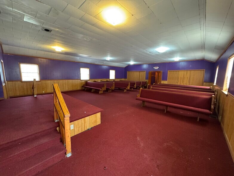 More Photos Of 4725 US Highway 311, Sophia Religious Facility For Lease
