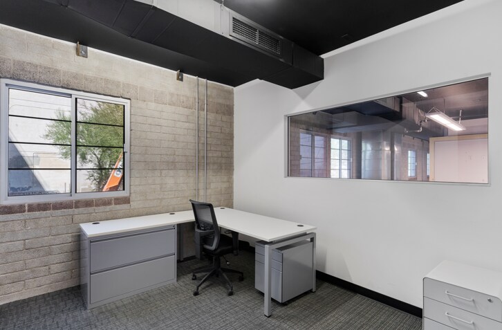 More Photos Of 124 S 6th St, Las Vegas Storefront Retail Office For Lease
