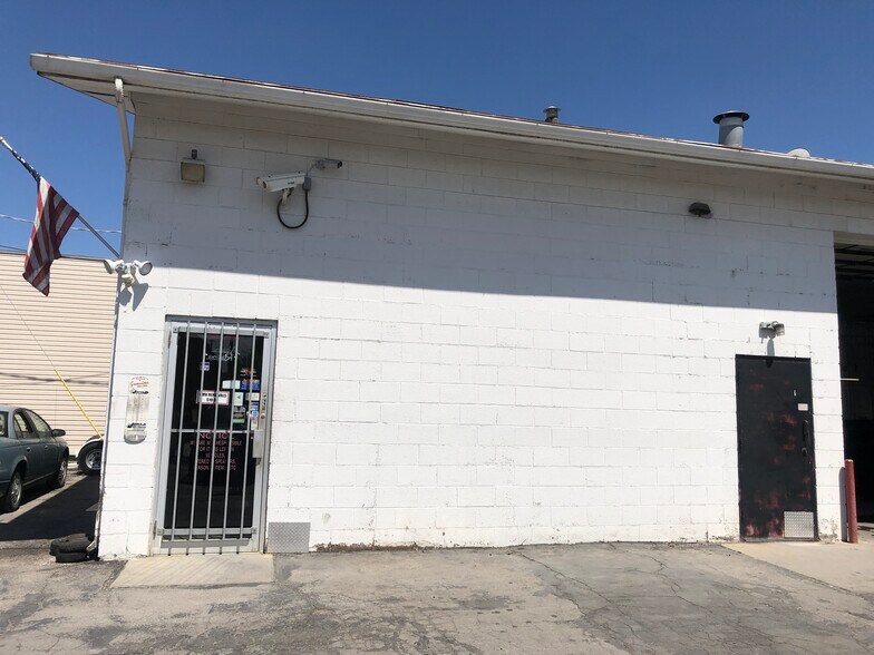 More Photos Of 2965 S 3600 W, Salt Lake City Service For Sale