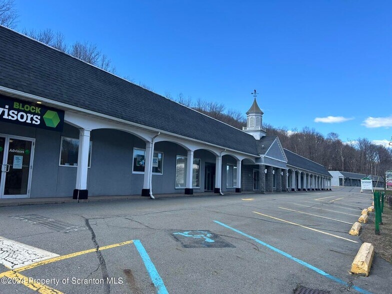 More Photos Of 233 Northern Blvd, Clarks Summit Storefront Retail Office For Lease