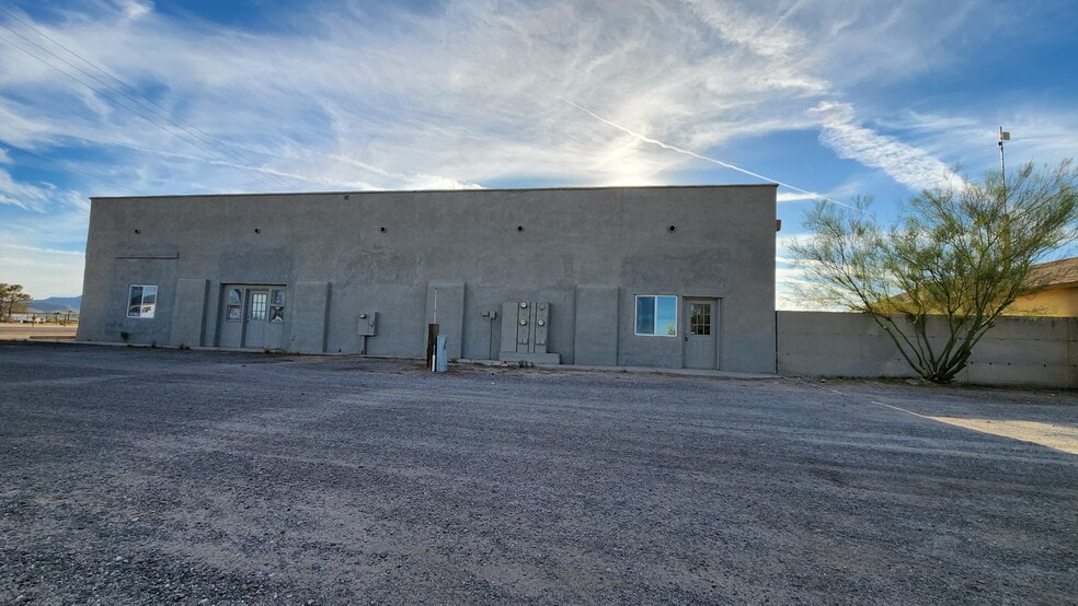 More Photos Of 66695 HWY 60 hwy, Salome Warehouse For Sale