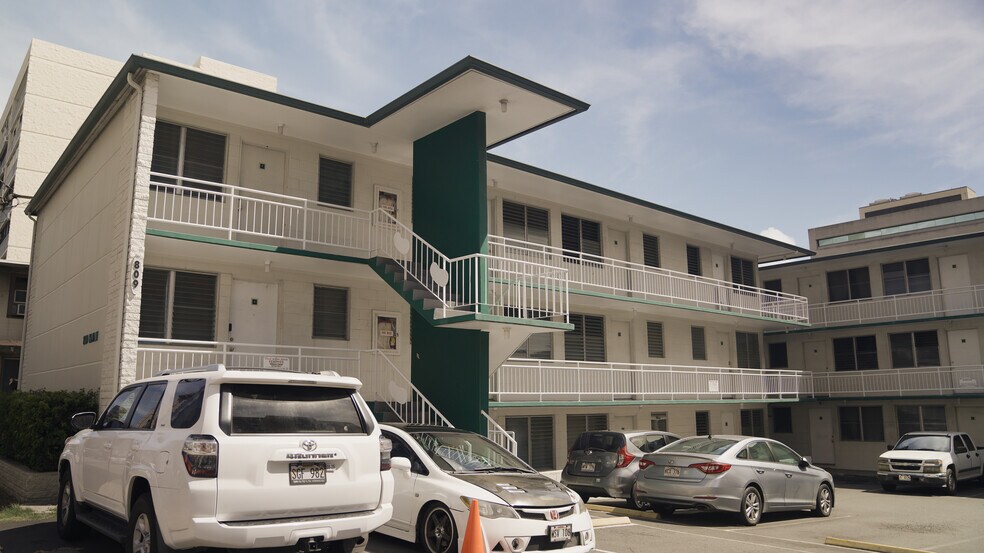 More Photos Of 805-809 Kinau St, Honolulu Apartments For Sale