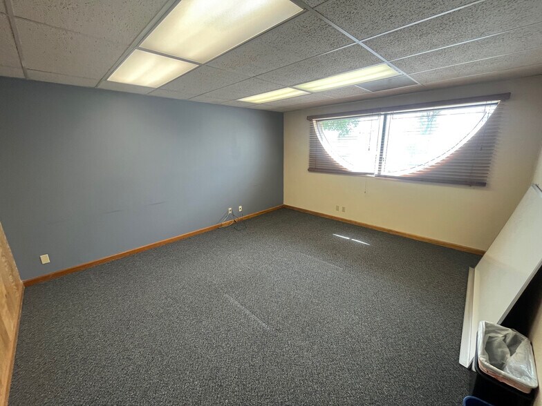 More Photos Of 3730 Sinton Rd, Colorado Springs Office For Sale