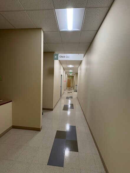 More Photos Of 5851 Knik Goose Bay Road, Wasilla Medical For Lease