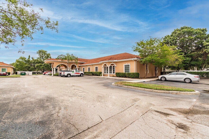 More Photos Of 6640 78th Ave N, Pinellas Park Medical For Sale