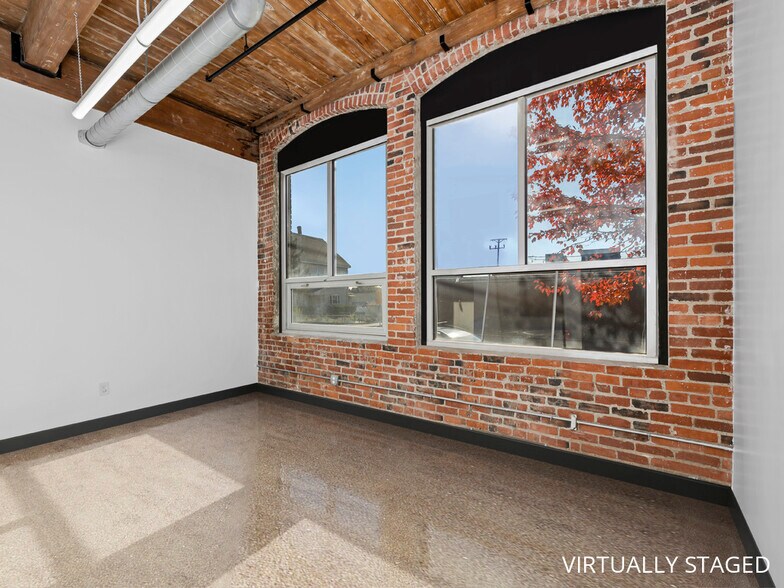 More Photos Of 67 Maplewood St, Malden Office For Lease