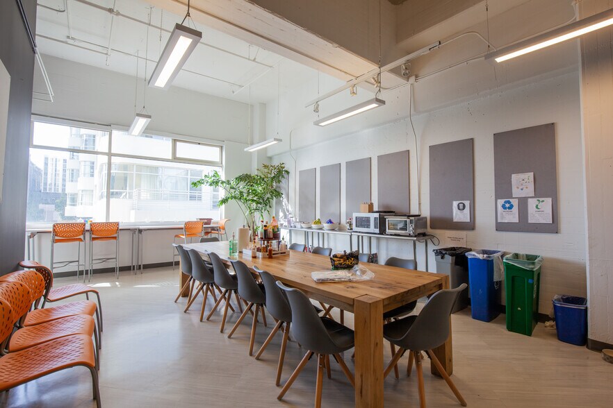 More Photos Of 444-470 Spear St, San Francisco Office For Lease