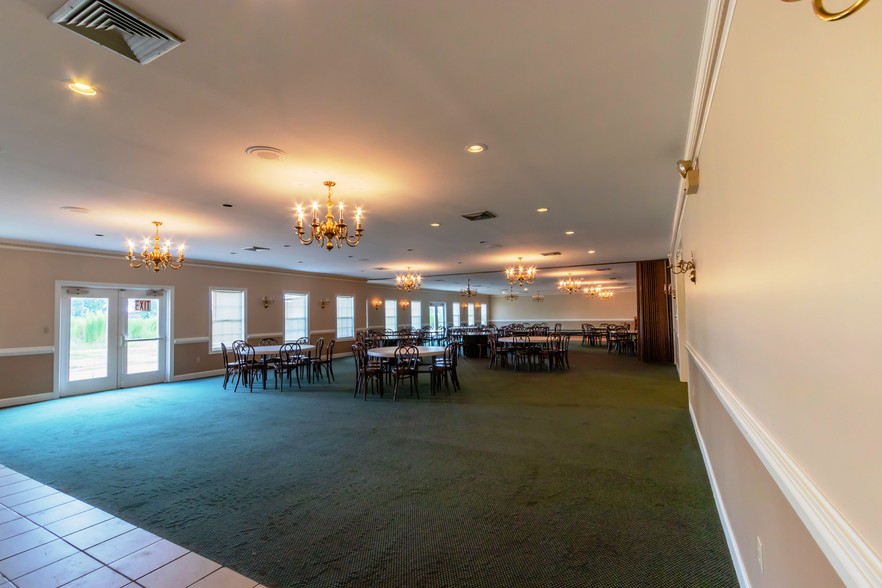 More Photos Of 101 Ironaton Rd, Talladega Golf Course Driving Range For Sale