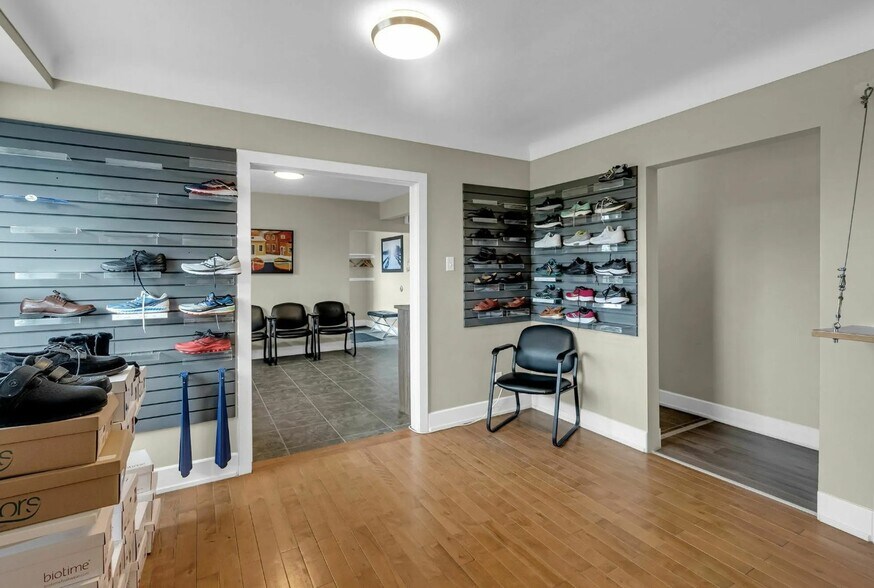 More Photos Of 1014 Maitland Av, Ottawa Medical For Sale