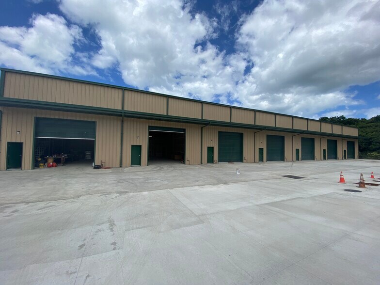 More Photos Of 201 Kapaa Quarry Pl, Kailua Warehouse For Lease