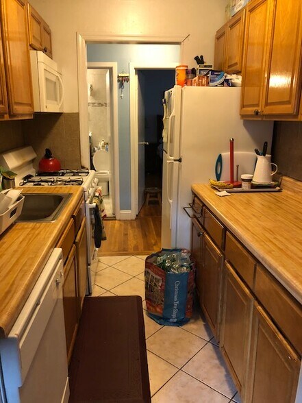 More Photos Of 376-380 McLean Ave, Yonkers Apartments For Sale