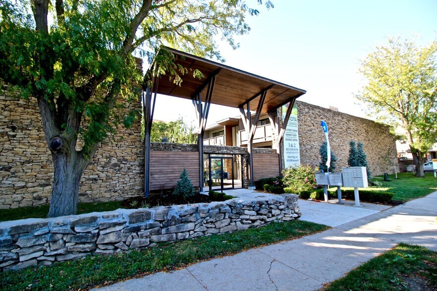 Primary Photo Of 4916 Grand Ave, Kansas City Apartments For Sale