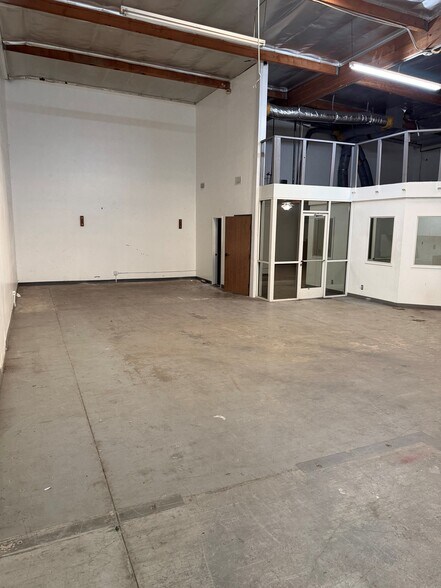 More Photos Of 10649-10657 Rush St, South El Monte Warehouse For Lease