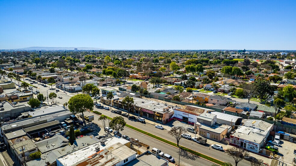 More Photos Of 11053-11067 Atlantic Ave, Lynwood Storefront For Sale
