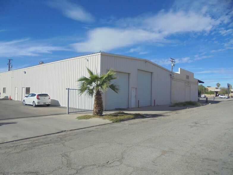 More Photos Of 127 S 1st St, Blythe Flex For Sale