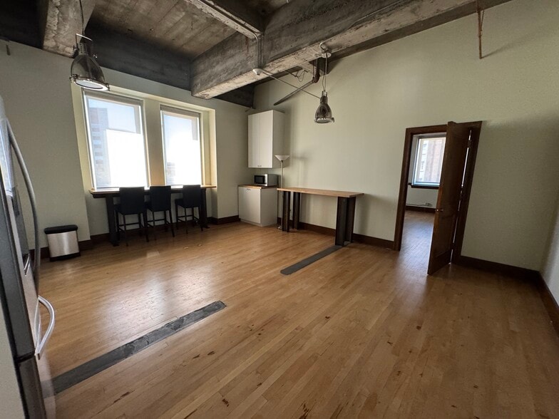 More Photos Of 50 S Virginia St, Reno Office For Sale