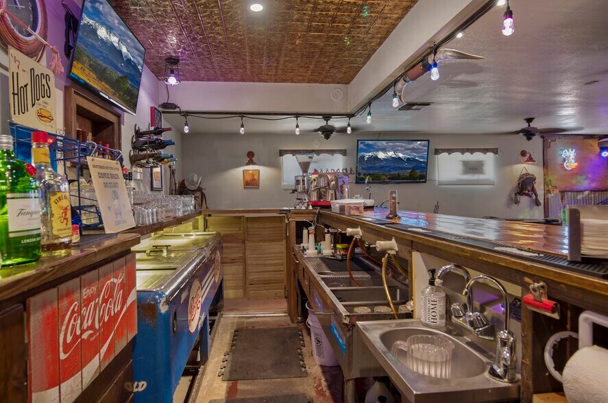 More Photos Of 31926 N US Highway 89, Flagstaff Convenience Store For Sale