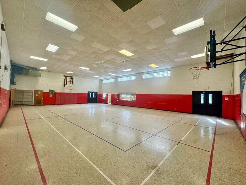 More Photos Of 111 W College Ave, Shelbina Schools For Sale