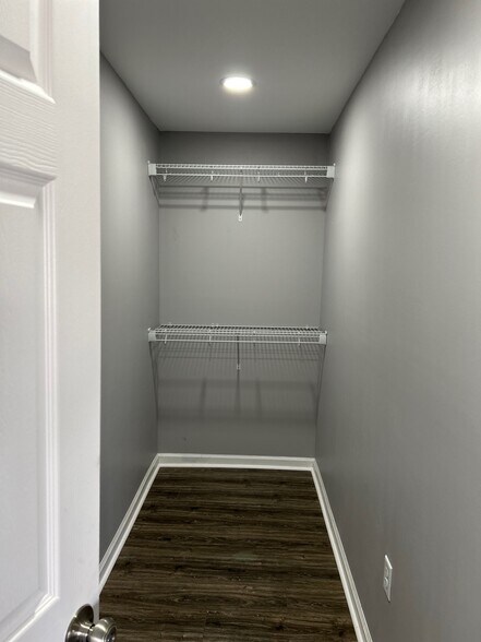 More Photos Of 16804 US Highway 64, Somerville Office For Sale