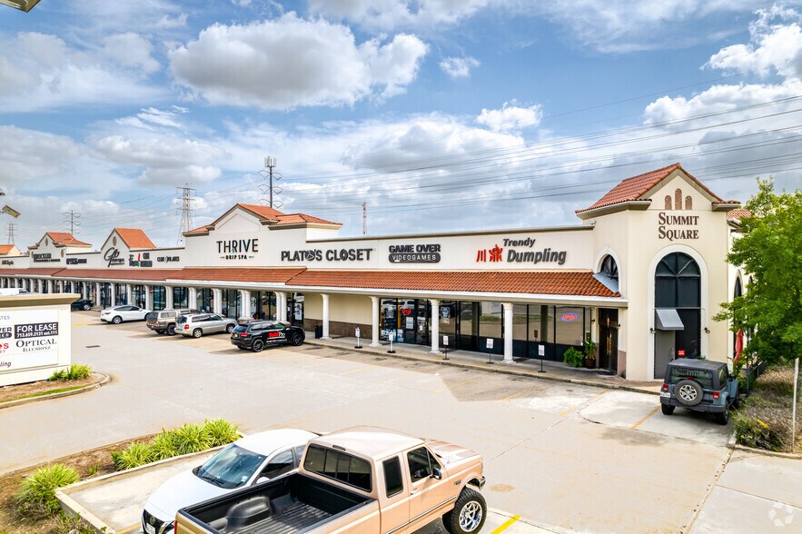 More Photos Of 3245-3285 Southwest Fwy, Houston Unknown For Lease