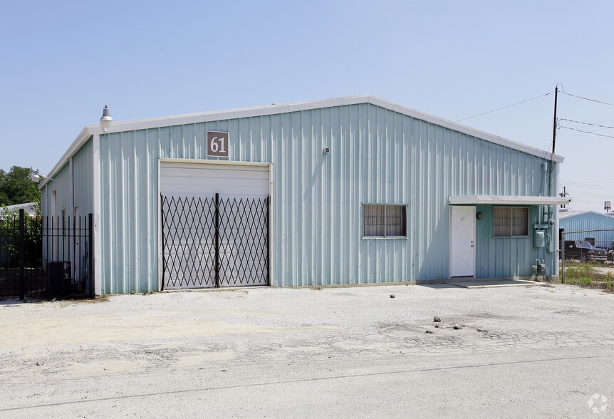 Primary Photo Of 61 Kinder, San Antonio Warehouse For Lease