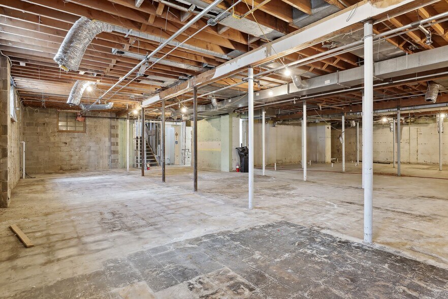 More Photos Of 1671 Summit Ave, Saint Paul Religious Facility For Sale