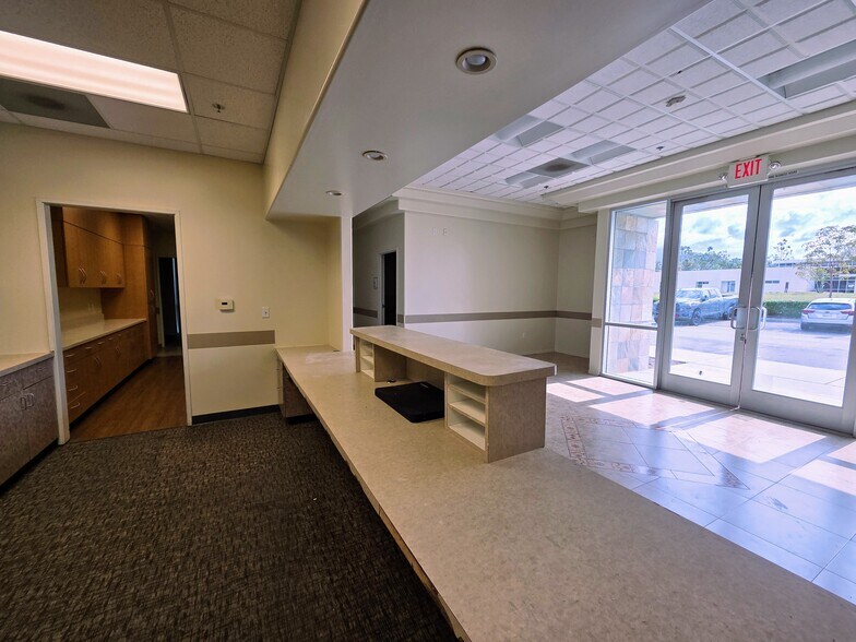 More Photos Of 26740 Towne Centre Dr, Foothill Ranch Medical For Sale