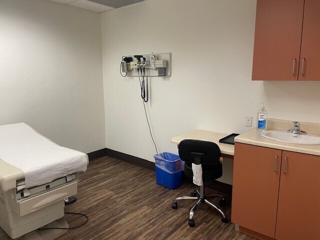 More Photos Of 2423 W Dunlap Ave, Phoenix Office For Sale