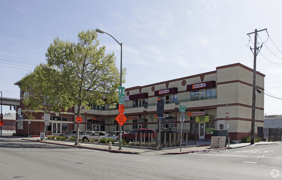 Primary Photo Of 888 98th St, Oakland Storefront Retail Office For Sale