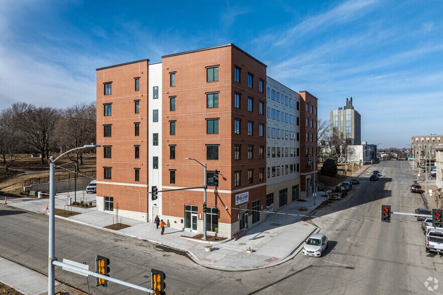 More Photos Of 810 N 6th St, Kansas City Apartments For Lease