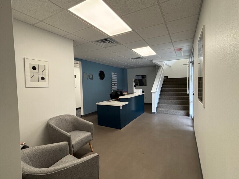 More Photos Of 414 W Parkway St, Denton Loft Creative Space For Sale