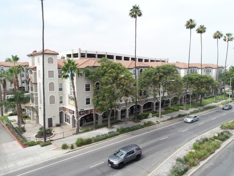 More Photos Of 1400 University Ave, Riverside Apartments For Lease